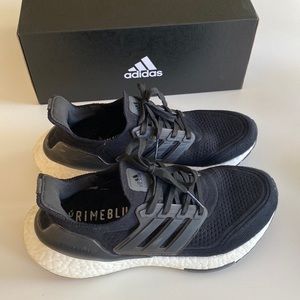 Adidas Primeblue Ultraboost size 7 sneakers
